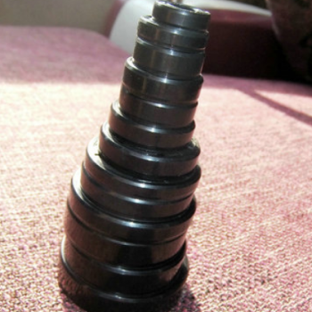 供應(yīng)丁晴橡膠各型號(hào)骨架油封(通用版)本廠(chǎng)微小油封規(guī)格型號(hào)眾多