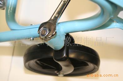 caster02