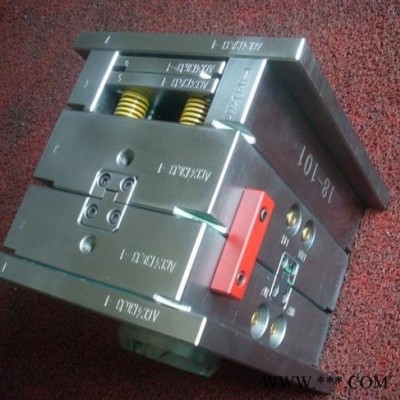 汽車模具，塑膠模具，橡膠模具，注塑模具，