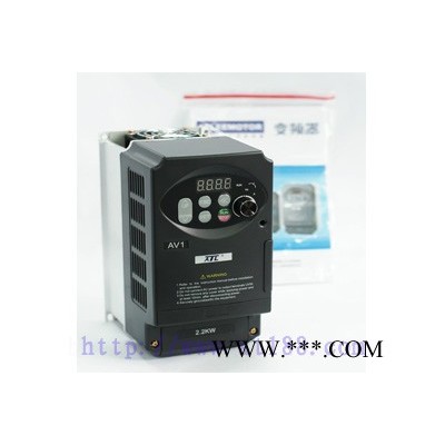 江蘇三相變頻器塑料機(jī)械專用三相變頻器底價(jià)現(xiàn)貨一臺(tái)起批發(fā)