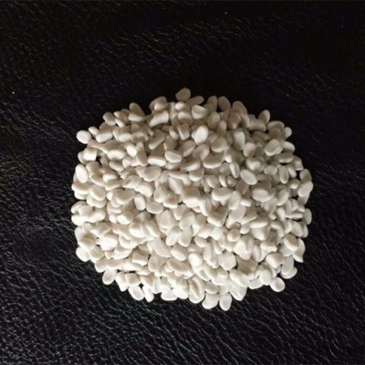 江蘇**特塑功能母料價格白色填充母料聚乙烯納米碳酸鈣復(fù)配母料