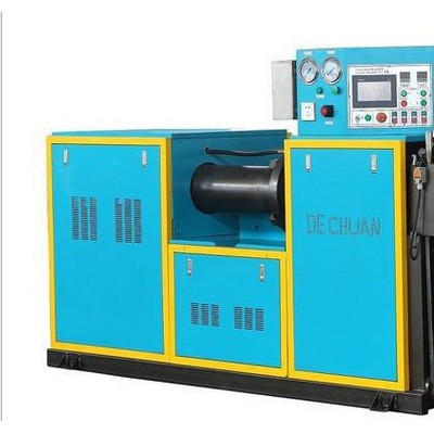 橡膠預成型機、精密預成型機、旋轉(zhuǎn)式冷卻輸送機、骨架油封預成型機、硫化機、油壓機、射出機、切條機、擠出機、濾膠機
