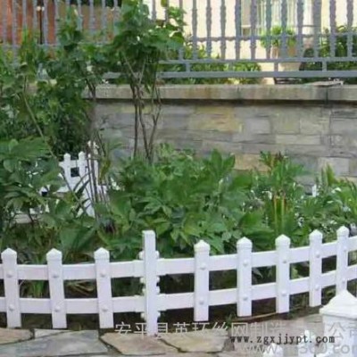 【英環(huán)】PVC護(hù)欄、溫州PVC護(hù)欄生產(chǎn)制作團(tuán)隊(duì)、PVC護(hù)欄參數(shù)