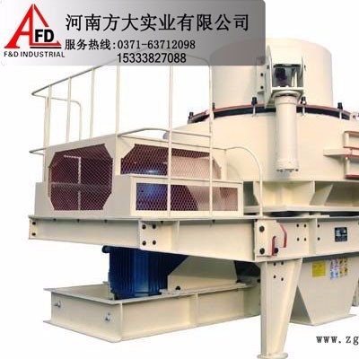 湖北PCL系列沖擊式破碎機(jī)，武漢大型河卵石打砂機(jī)，沖擊式制砂機(jī)設(shè)備