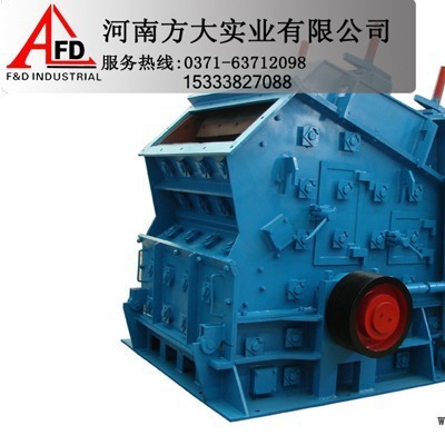 河南專用大型河卵石制砂機(jī)，鄭州VSI沖擊式制沙機(jī)，PCL立式?jīng)_擊式破碎機(jī)