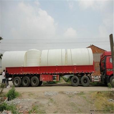 10噸回用水塔 20立方預(yù)設(shè)在塑料水塔上的攪拌機(jī) 泡菜塑料水塔有限公司