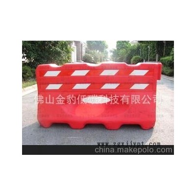 供應(yīng)滾塑加工 塑料水馬、滾塑路障 滾塑水箱 汽車(chē)涉水喉 風(fēng)機(jī)外殼