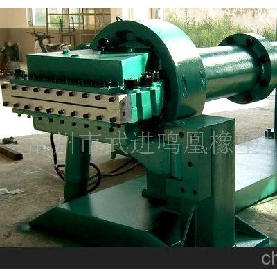 供應(yīng)生產(chǎn)SBR、EPDM產(chǎn)品的橡膠擠出機(jī)