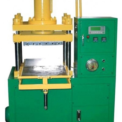 供應(yīng)湞穎橡膠商標(biāo)專用成型機