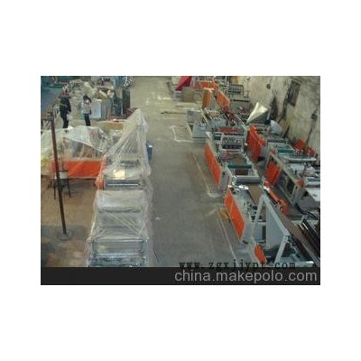 廠(chǎng)家供應(yīng)全自動(dòng)無(wú)紡布制袋機(jī)設(shè)備