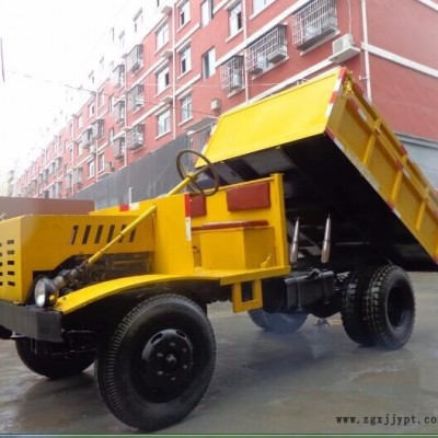 礦用六輪車，四驅(qū)六輪車，高效斷氣剎，全液壓方向，12檔帶高低速變速箱，水循環(huán)四缸立式柴油機(jī)，礦山專用輪胎
