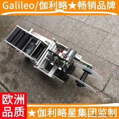 臺式塑模泰州塑料唐山塑料壺塑料圓瓶臺州塑料瓶自動貼標(biāo)機(jī)