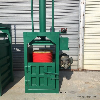 鐵桶壓縮機(jī)廠家 噸袋打包成型節(jié)約空間 塑料瓶壓扁機(jī)