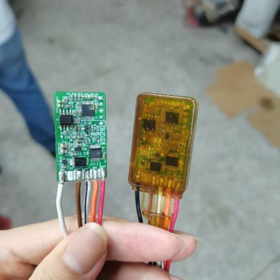 掃地機線路板線束防水低壓注塑模具，膠料