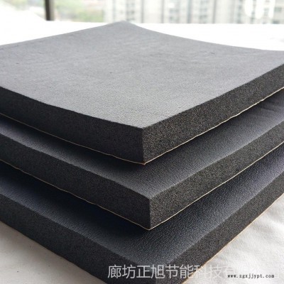 廠(chǎng)家批發(fā)風(fēng)管保溫阻燃B1級(jí)橡塑板 鋁箔陽(yáng)光房耐高溫防火隔音橡塑板 樓頂隔熱橡塑板