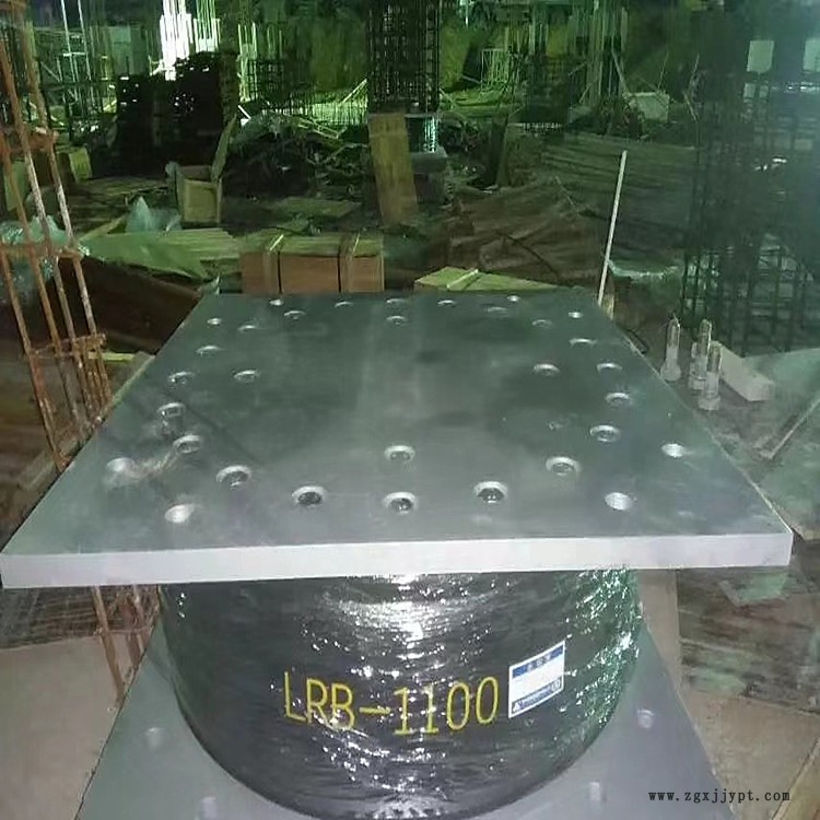 達(dá)州大竹縣高阻尼橡膠支座_板式橡膠支座實物拍攝