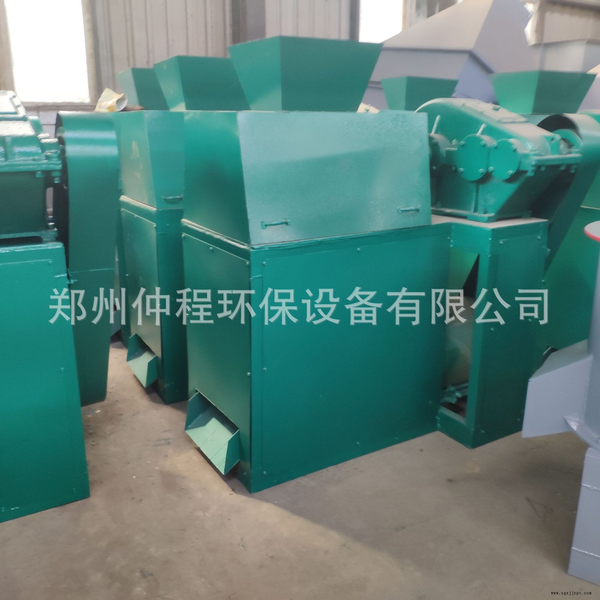 硫酸銨擠壓造粒機(jī) 炭黑對(duì)輥造粒機(jī)  有機(jī)肥擠壓干法造粒機(jī)示例圖7