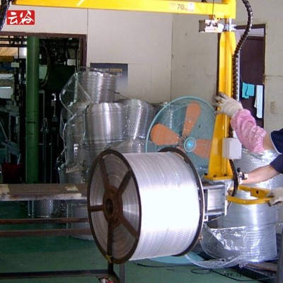 云谷YG100固定立柱式助力機(jī)械手 100kg卷膜搬運(yùn)氣動(dòng)平衡吊